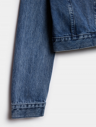 Elevate Your Style with FemAttireMo: Premium Fabrics and Tailored Elegance Await